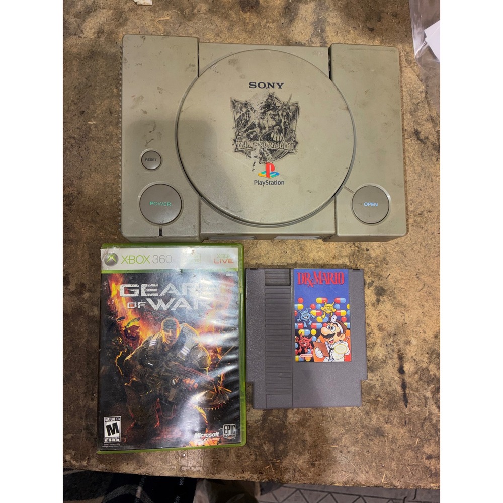 Sony PlayStation 1 SCPH-1001 Console Gears of War Xbox 360 Dr Mario NES Lot